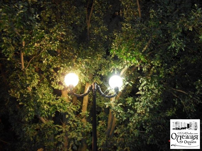На центральной площади Цюрупинска и в парке возле РГА появится освещение