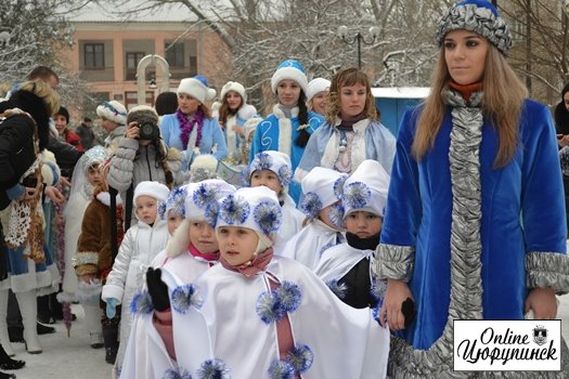 В Цюрупинську знову пройде Парад Снігурок