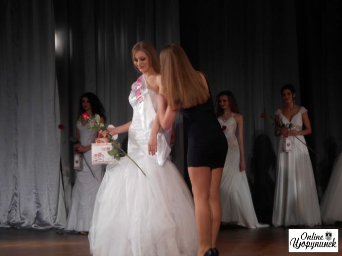 Цюрупинчанка одержала победу в официальном конкурсе красоты "Мисс Студенчество & Мисс Университет" 2014 (фото)