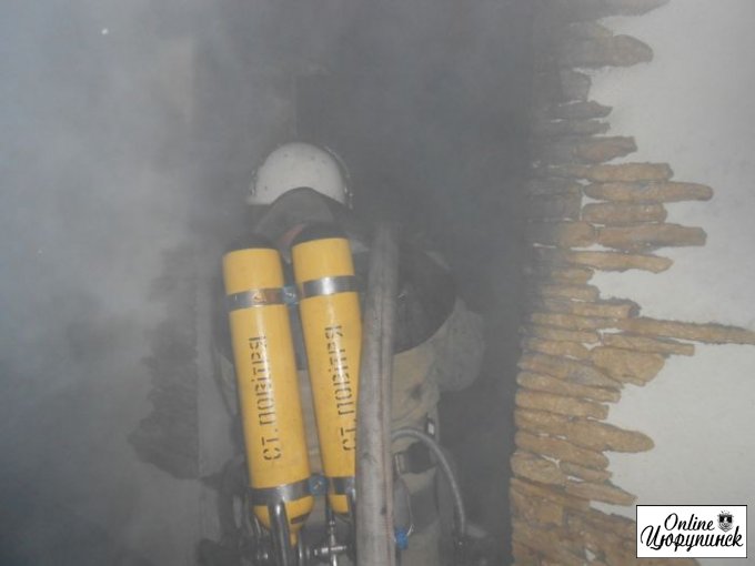 Рятувальники Цюрупинська ліквідували пожежу у приватному домоволодінні (відео)