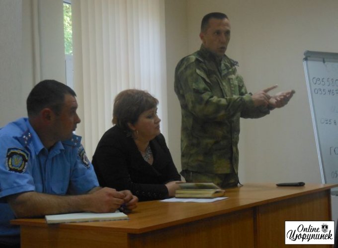 В Цюрупинске состоялась встреча общественности с представителями силовых структур и органов власти