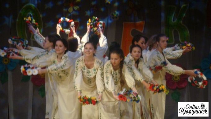 Юбилей образцового хореографического коллектива в Цюрупинске (фото)