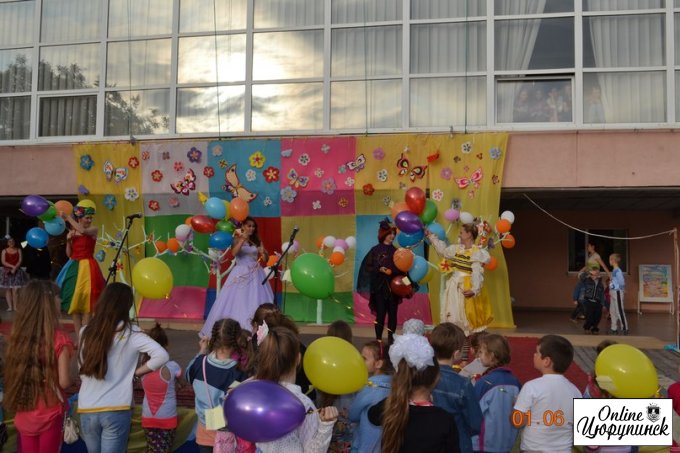 День защиты детей в Цюрупинске (фото)