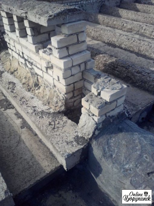 Почему у цюрупинчан текут крыши (фото)