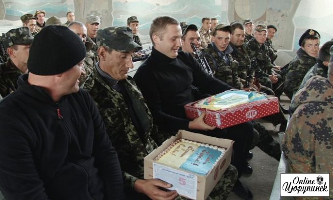 Расширенный репортаж о поездке цюрупинчан к солдатам на границу с Крымом (фото)