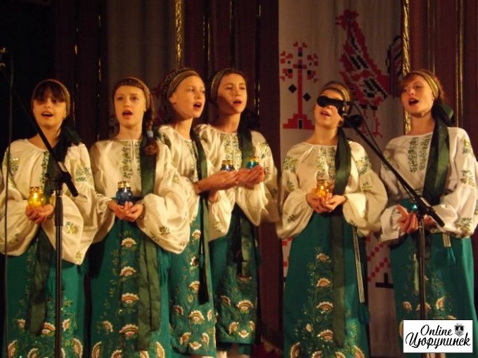 В Цюрупинську відзначили День Української Армії (фото)