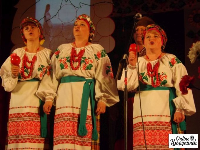 Звітний концерт Цюрупинського району «Як Київська Русь Україною стала»