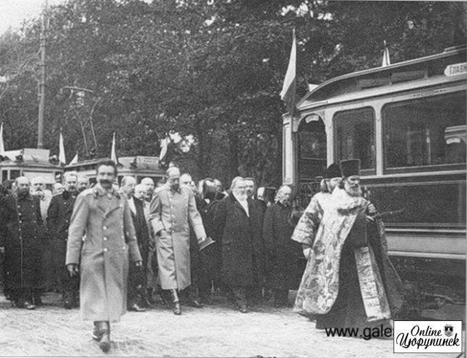 Экскурс в историю - человек который изобрел трамвай похоронен в Цюрупинске (фото)