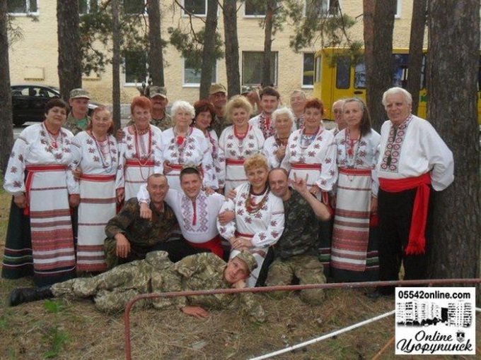 Працівники культури –  українській армії!