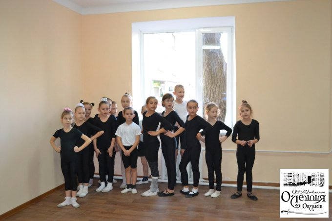 Сьогодні на відкриття танцювального класу у дитячій школі мистецтв завітали Цюрупинські благодійники