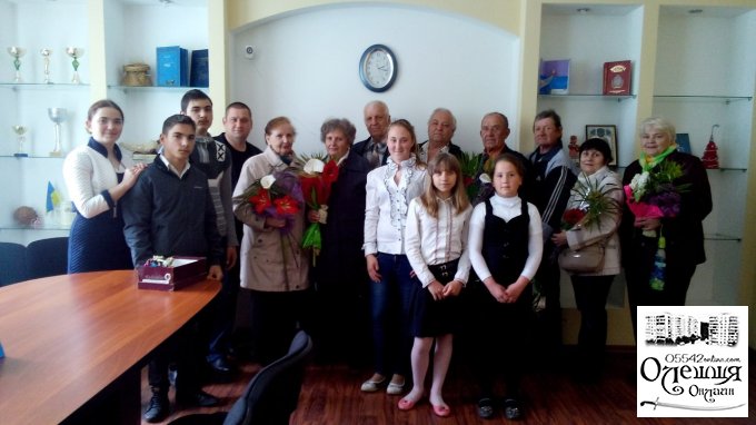 У Цюрупинську діти привітали ліквідаторів наслідків Чорнобильської трагедії