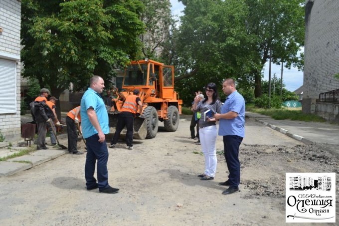 Міський голова разом з депутатами міської ради особисто контролюють проведення ремонтних робіт