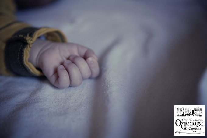 В Олешковском районе на дороге найден брошенный младенец