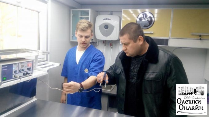 Дмитрий Воронов лично проверил, как стерилизуют собак в Олешках