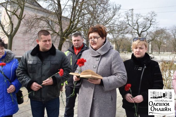 В Олешках відзначили річницю з дня народження Т.Г.Шевченка