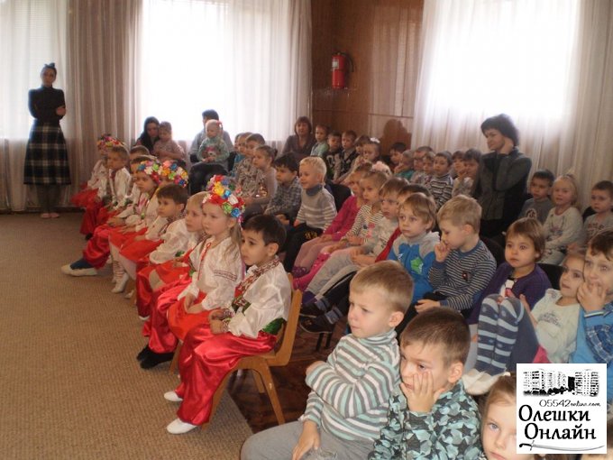 В Олешківських дошкільних навчальних закладах відбулись святкові заходи присвячені Дню Соборності України