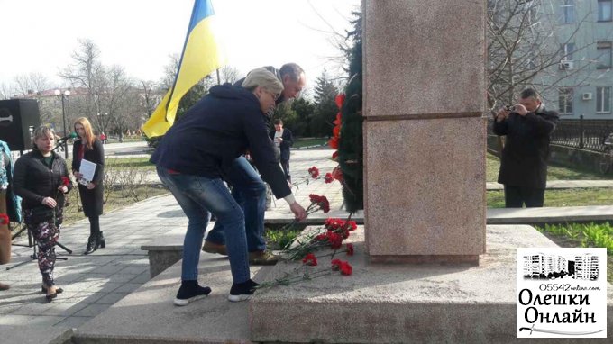 В Олешках вшанували пам’ять Т.Г. Шевченка
