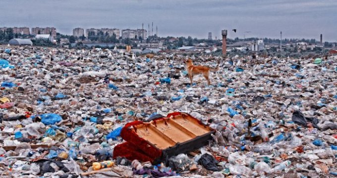 В Олешках сознались что незаконно вывозили свой мусор в Херсон